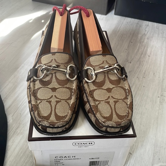 Coach Esther Loafer Size 7.5 - Picture 1 of 8